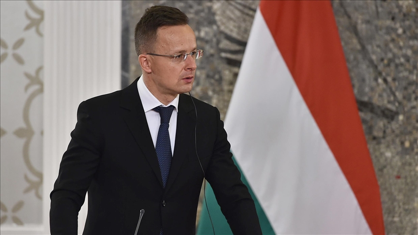 Mađarski ministar Sijarto u Podgorici: Molba Briselu da ne staje na put  proširenju Evropske unije