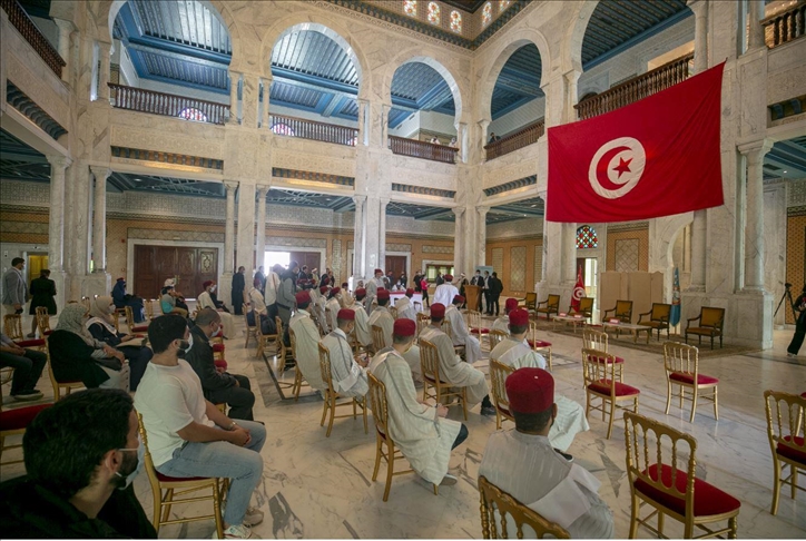 تونس.. توزيع جوائز على 37 حافظا للقرآن الكريم