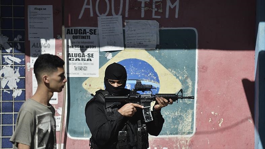 Cerca de 25 muertos deja un operativo policial en favela de Río de Janeiro