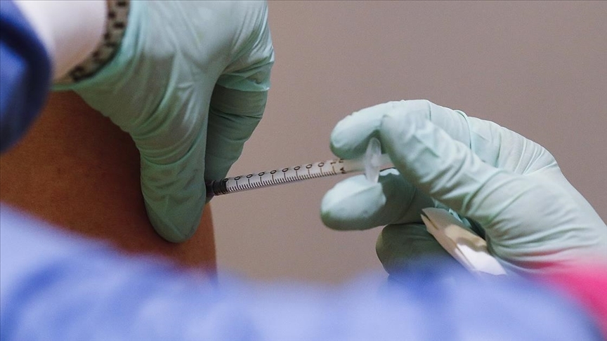  Dünya genelinde 1,24 milyardan fazla doz Kovid-19 aşısı yapıldı