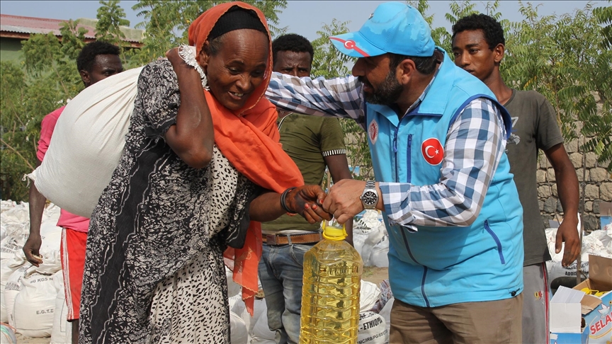 Turkish charity gives food, clothes to needy in Ethiopia