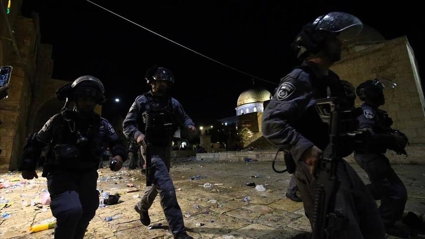 Anadolu Agency journalists injured in Al-Aqsa raid by Israeli police