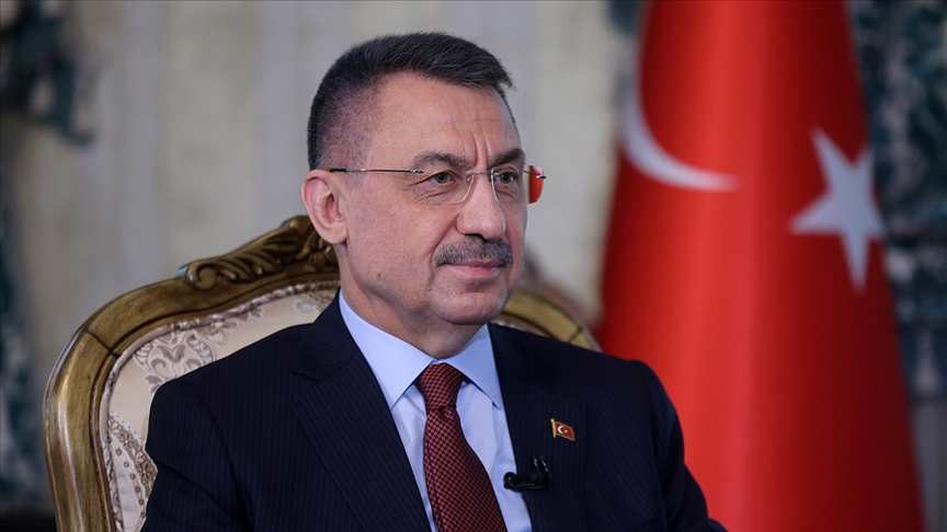 Cumhurbaşkanı Yardımcısı Oktay: Kadir Gecesi'nin tüm insanlık için huzur ve esenliğe vesile olmasını diliyorum