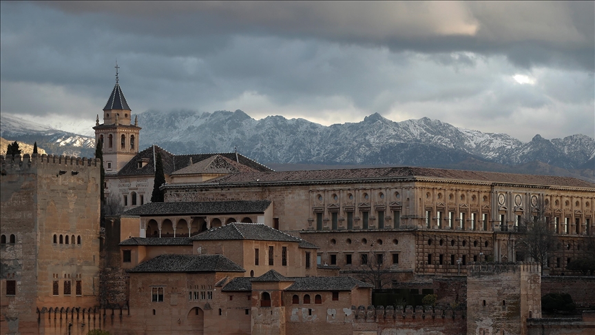 Spanish Muslims endeavor to revive Andalusian legacy