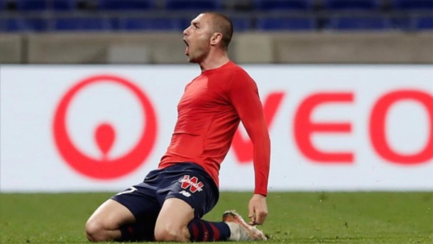 Lille, Burak Yılmaz'ın golleriyle Lens'i 3-0 yendi