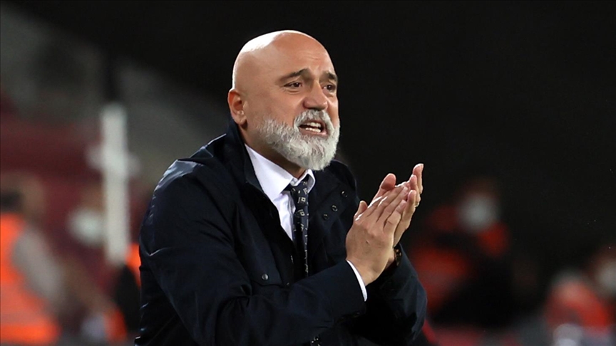 MKE Ankaragücü Teknik Direktörü Hikmet Karaman: Ayağa kalkıp Kasımpaşa maçını kazanmalıyız