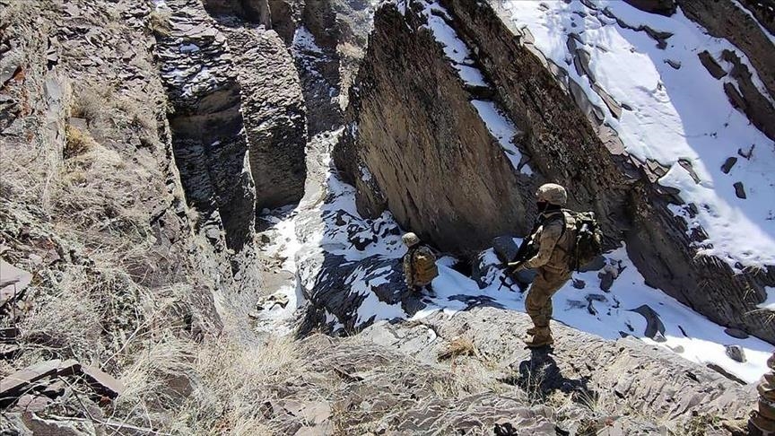 Wezîrê Karên Navxweyî Soylu: Di operasyonên Erenê da 40 terorîst hatin berterefkirin