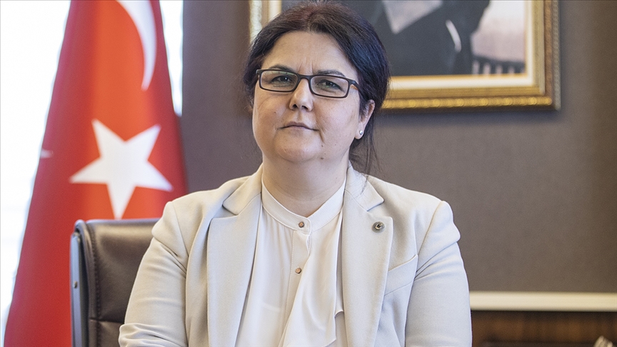 Aile ve Sosyal Hizmetler Bakanı Yanık, Anneler Günü'nü kutladı