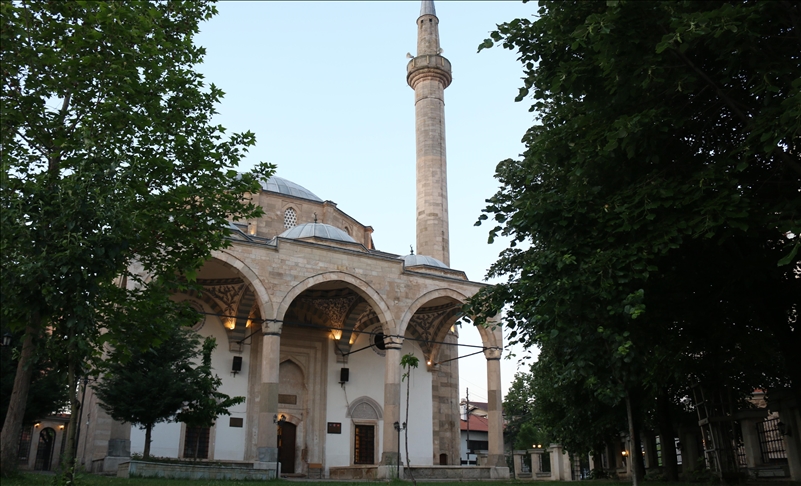 Islamska zajednica Kosova: Bajram namaz će se klanjati u džamijama