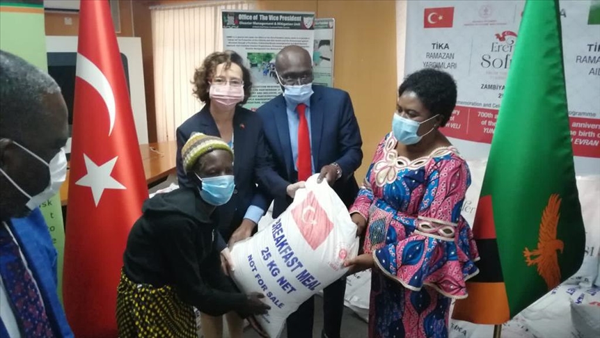 Turkish charity gives relief hampers to 1,000 Zambian families