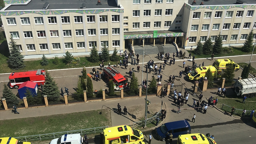 Tataristan’daki bir okulda düzenlenen silahlı saldırıda 9 kişi hayatını kaybetti