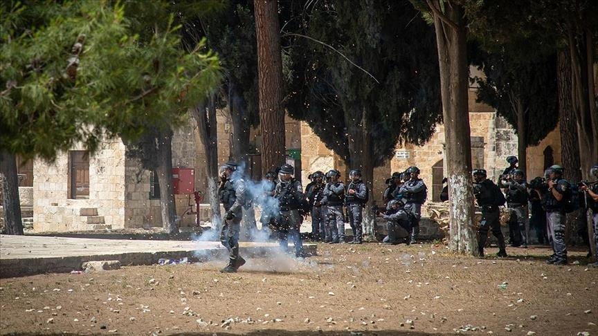Israel arrests dozens of Arabs over Jerusalem protests
