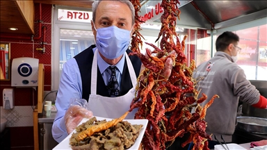 Edirne'nin tescilli lezzeti 'tava ciğer' iftar sofralarına lezzet katıyor