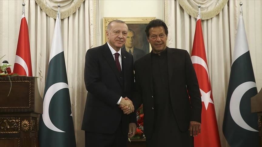 Erdogan s’entretient avec le Premier ministre pakistanais, Imran Khan