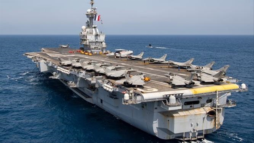 French aircraft carrier anchors in Southern Cyprus