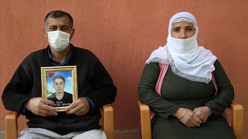Turkey: Sit-in families mark another Eid without children