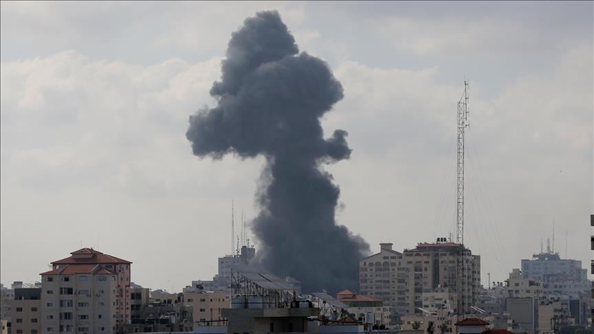 Gaza : Israël bombarde deux banques et un bâtiment abritant le siège d'une association turque