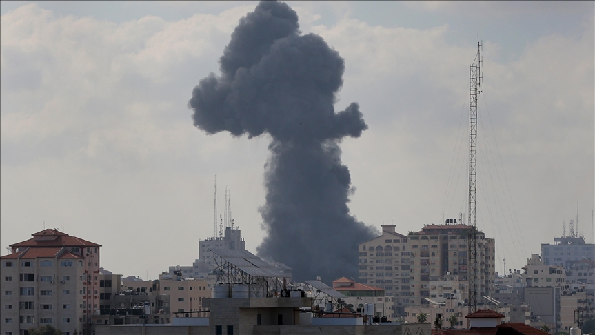 إصابة مصورين اثنين لوكالة الأناضول بقصف إسرائيلي شمالي غزة 