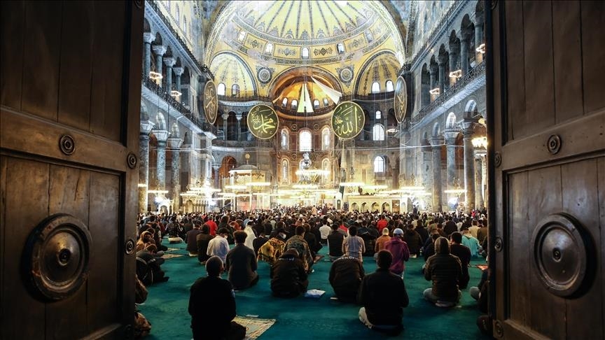 Eid prayer held at Turkey's Hagia Sophia Mosque after 87 years