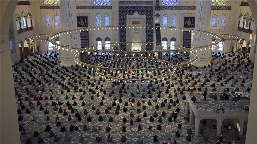 Turkey celebrates Muslim holiday Eid al-Fitr