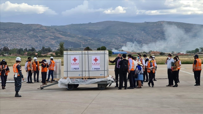 Bolivia recibió 334.000 dosis de la vacuna de Sinopharm contra la COVID-19