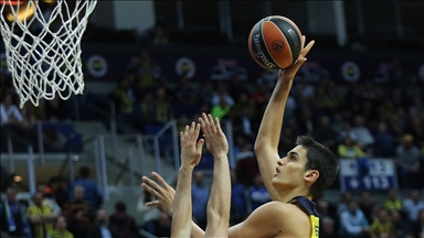 NBA ekiplerinden Miami Heat, Ömer Faruk Yurtseven ile sözleşme imzaladı