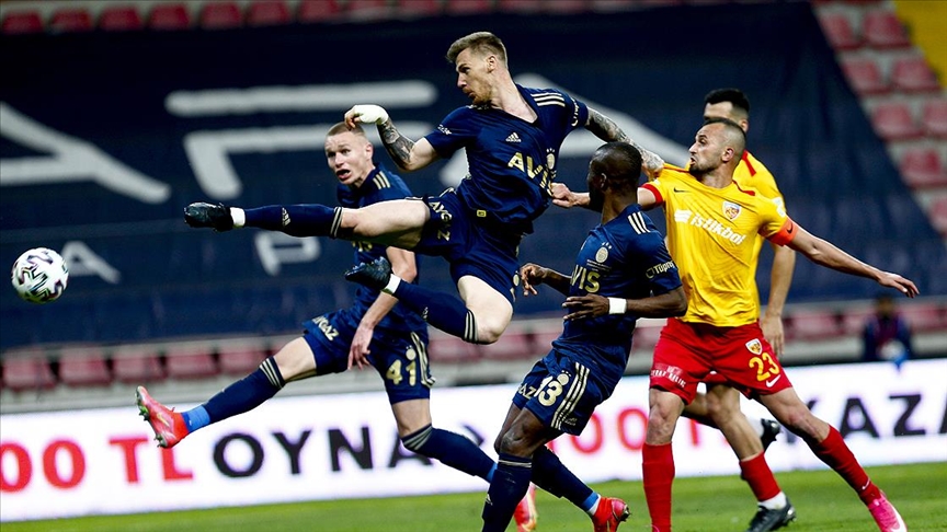 Fenerbahçe sezonu galibiyetle kapattı
