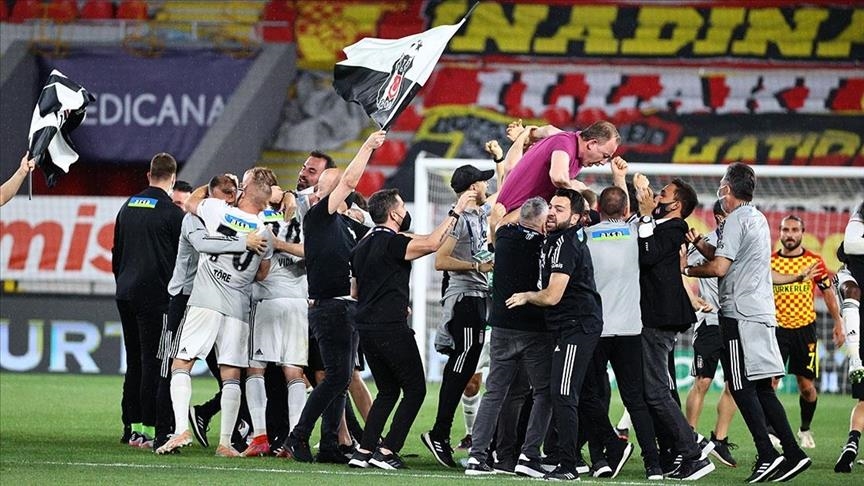قدم.. بشكطاش بطلا للدوري التركي للمرة الـ16 في تاريخه