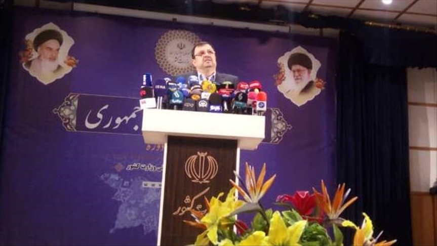 حسینی و فیروز آبادی برای نامزدی در انتخابات ریاست‌جمهوری ایران ثبت‌نام کردند