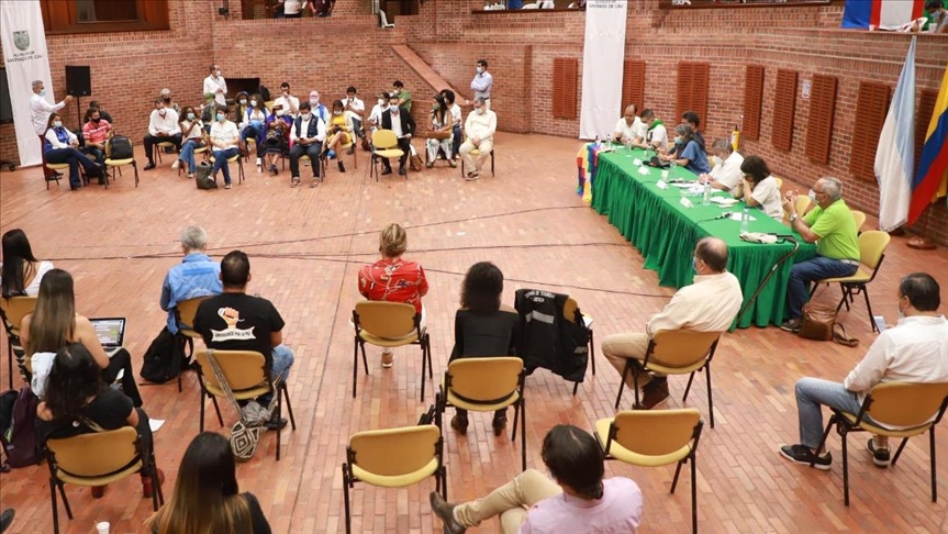 Congresistas colombianos escucharon a las organizaciones de DDHH y representantes del paro en Cali