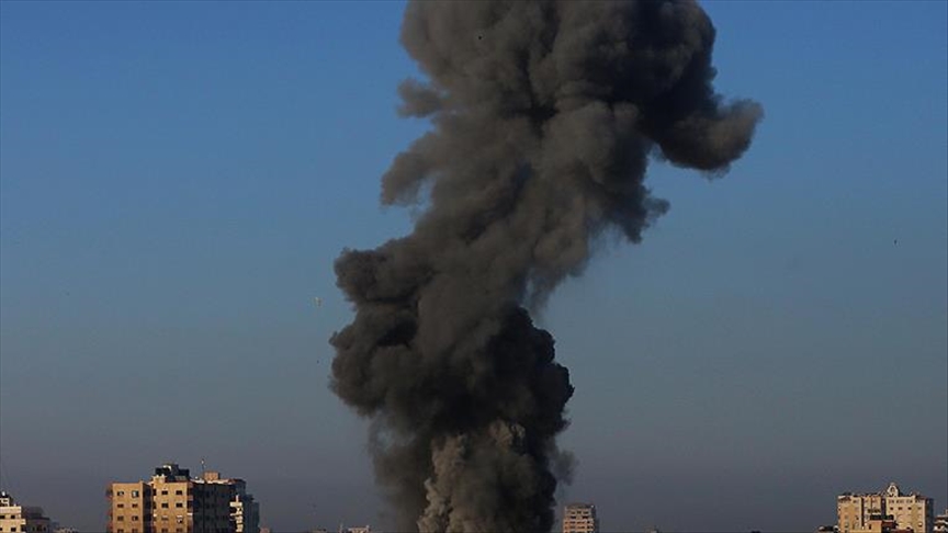 جنگنده‌های اسرائیل ساختمان وزارت کار و توسعه اجتماعی را در غزه بمباران کردند