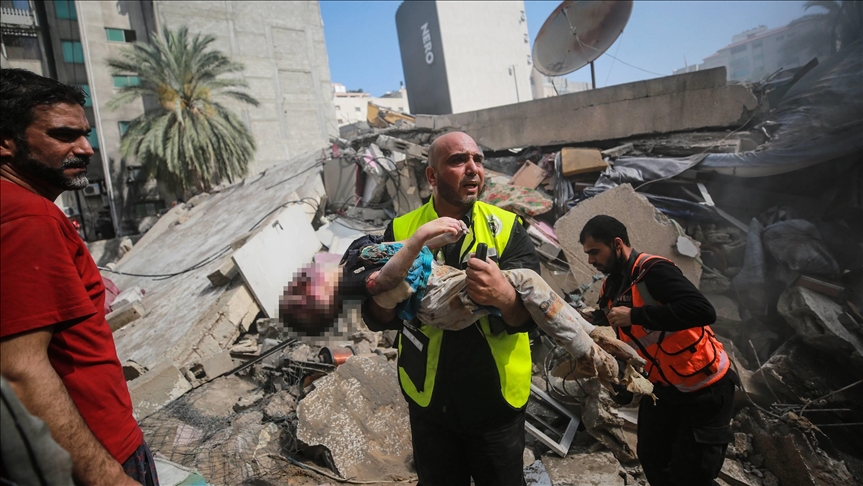غزة.. ارتفاع شهداء قصف إسرائيلي لمنطقة سكنية إلى 42