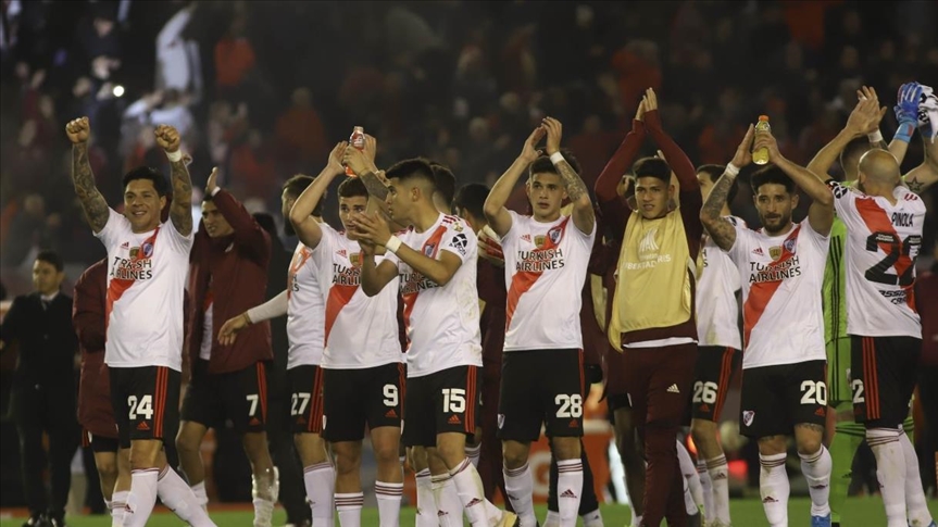 Diez jugadores de River Plate se contagiaron de COVID-19 antes del superclásico argentino