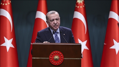 Serokomar Erdogan: Em bê beramberî 4 milyar û 622 milyon lîreyî didin esnaf û sietkarên xwe