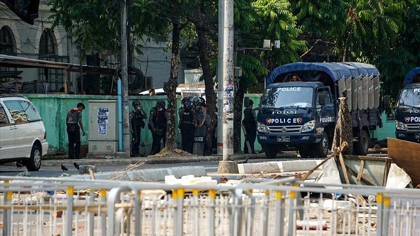 Разгон протестов в Мьянме: число жертв превысило 800