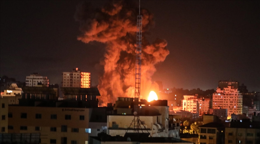 Israeli warplanes strike 12 buildings in Gaza