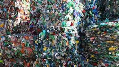 Araştırma: Tek kullanımlık plastik atığın yarısından fazlasının arkasında 20 şirket var