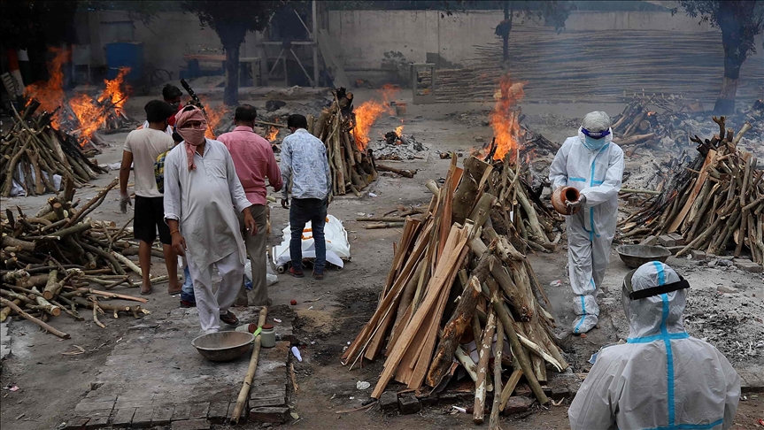 Con más de 4.500 fallecimientos, India registra récord de muertes diarias por COVID-19