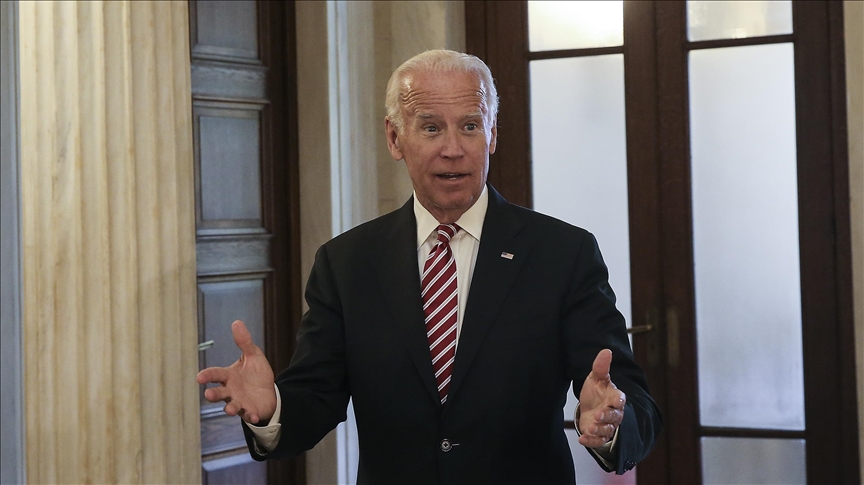 Biden le dice a Netanyahu que espera que Israel reduzca su ofensiva militar en la Franja de Gaza