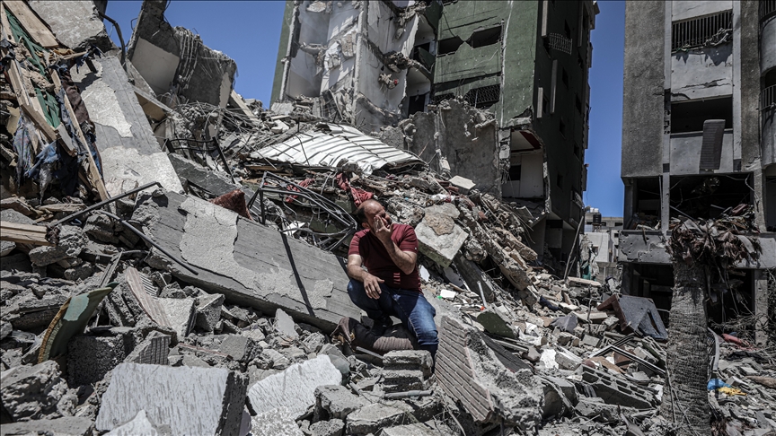 Gazze'deki Sivil Savunma Teşkilatı, Mısır ve Ürdün'den enkaz kaldırma için  ekip ve ekipman talep