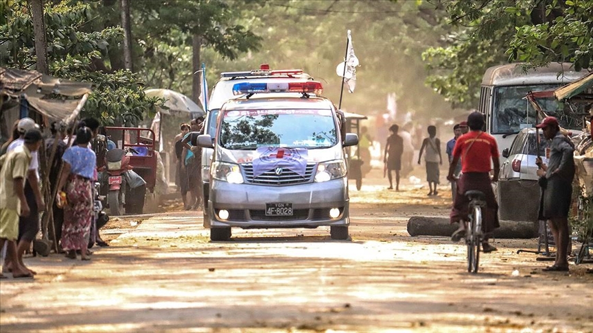 Разгон протестов в Мьянме: число жертв достигло 805