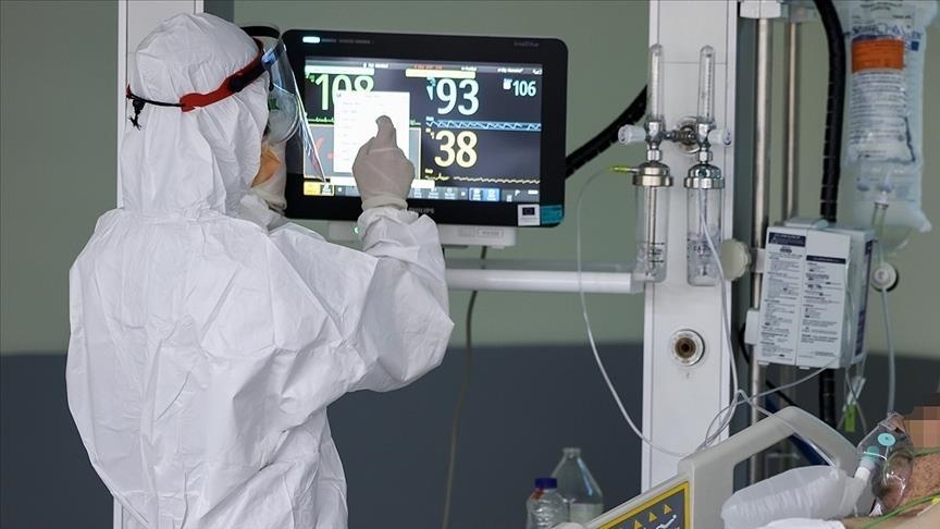 Turkey sees less than 10,000 new COVID daily cases for 1st time since March 1