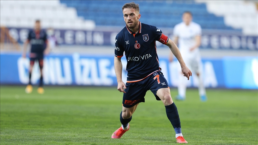 Basaksehir Star Edin Visca Quits Bosnia National Team