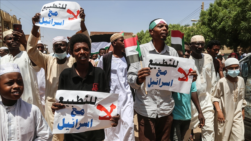 مسيرات في السودان واليمن تشيد بصمود الفلسطينيين