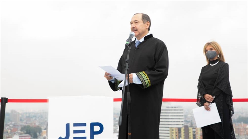 Presidente del tribunal de paz de Colombia celebra la decisión de revivir curules para las víctimas en el Congreso