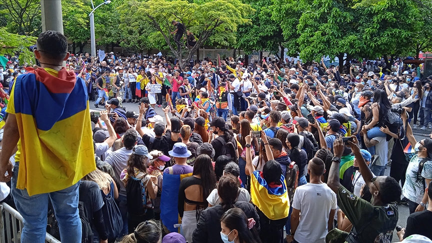 Kolombiya'da hükümet karşıtı protestolar devam ediyor