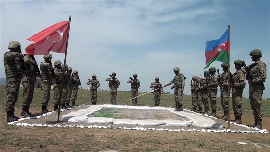 Проведены тактические учения ВС Азербайджана и Турции