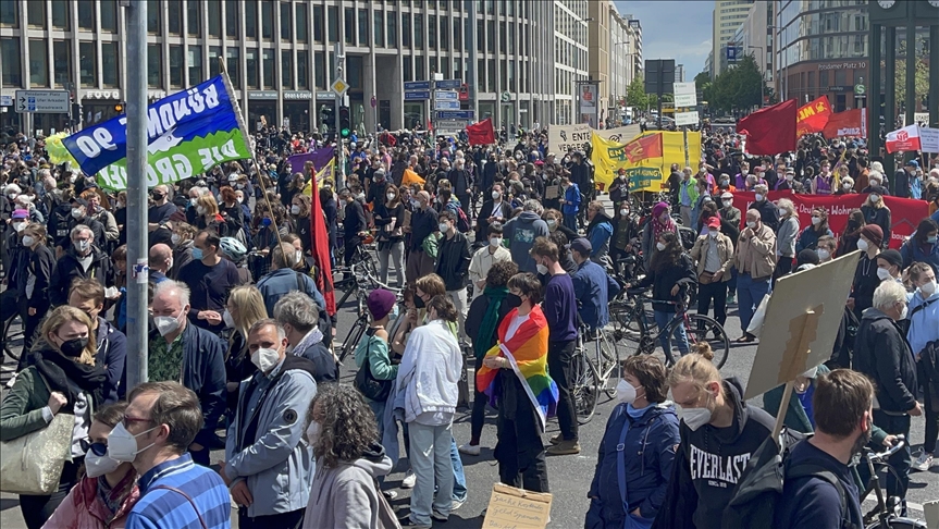 Njemačka: Hiljade ljudi u Berlinu protestiralo zbog visokih cijena stanarina