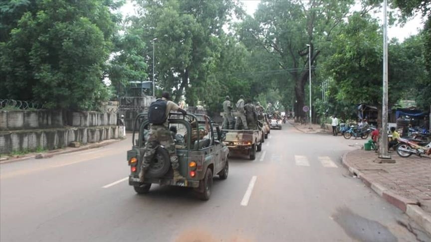 Mali: le président et le premier ministre « mis hors de leurs prérogatives » par Assimi Goïta  