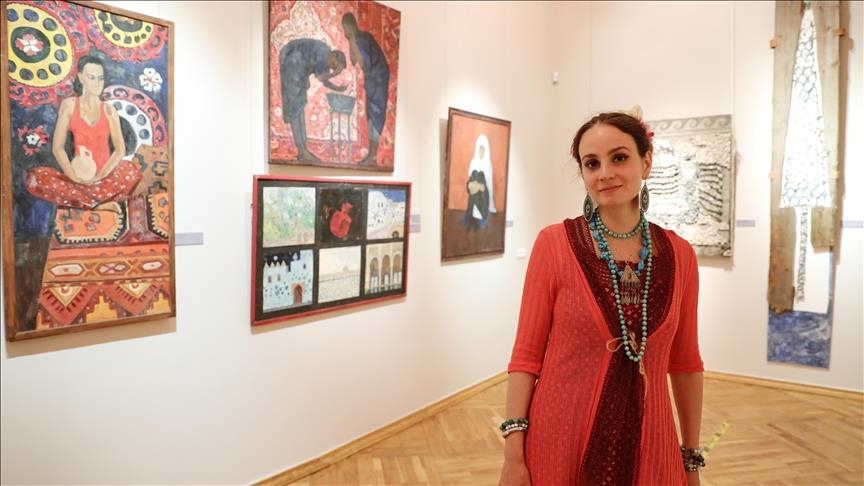 Russian artist promotes Turkish culture in Moscow